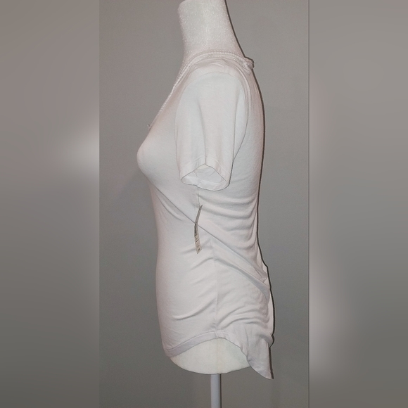 NWT No Boundaries Juniors White Braided V Neck Top Size 7-9 - Picture 5 of 15